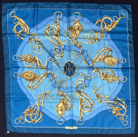 come vengono realizzati i carrè di hermes|hermes scarf history.